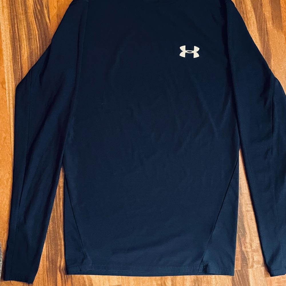 Under armor shirt